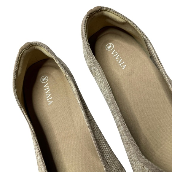 Vivaia | NEW Square-Toe V-Cut Flats (Margot 2.0) in Oatmilk 42 - Picture 6 of 13